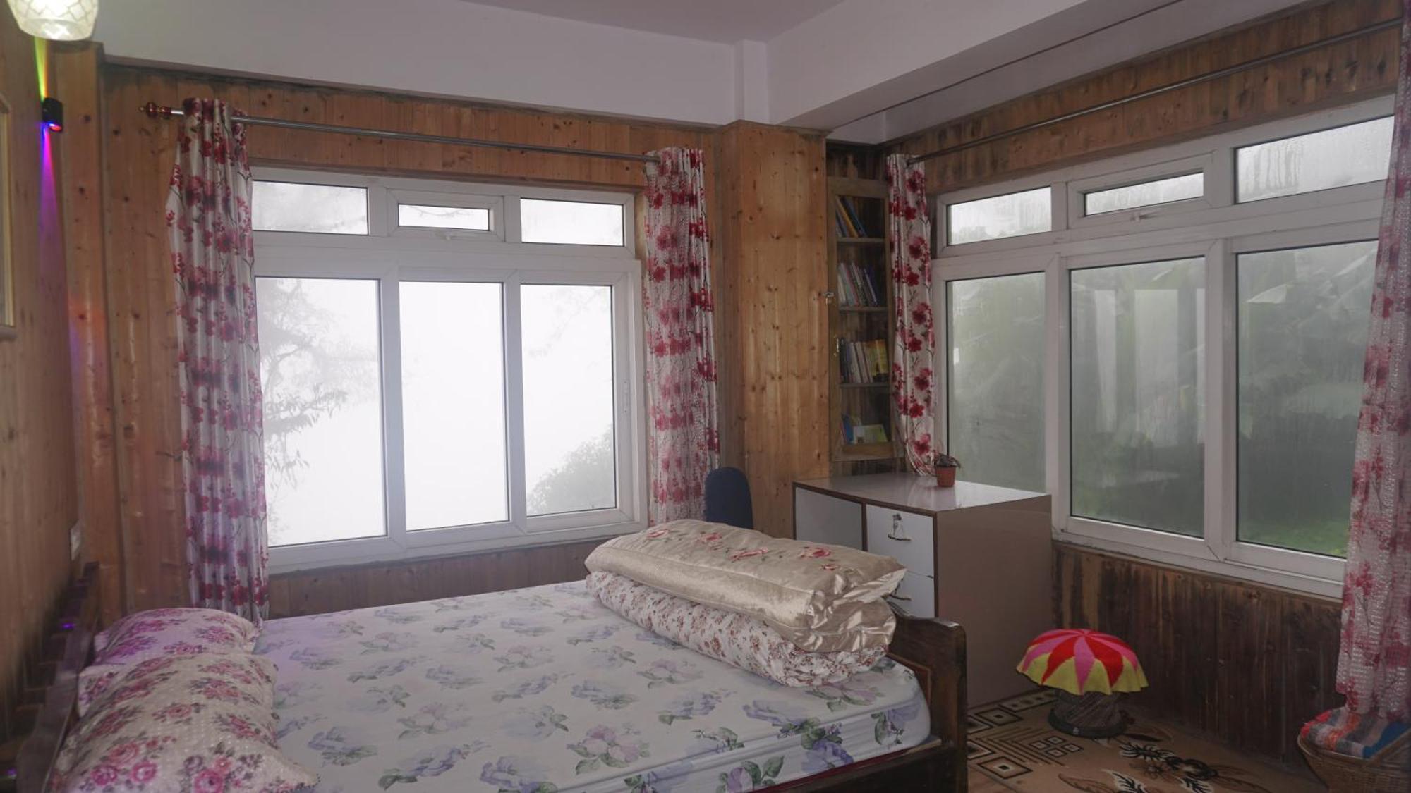 Ghum Tranquil Retreat Homestay מראה חיצוני תמונה