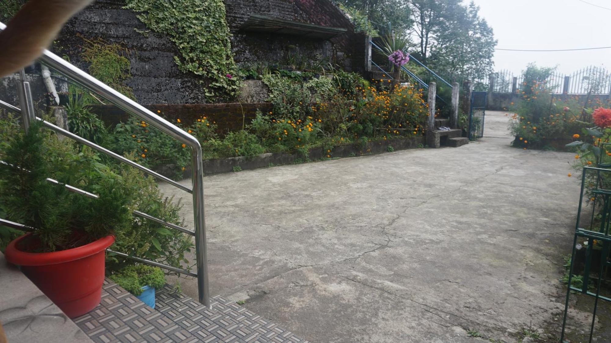 Ghum Tranquil Retreat Homestay מראה חיצוני תמונה