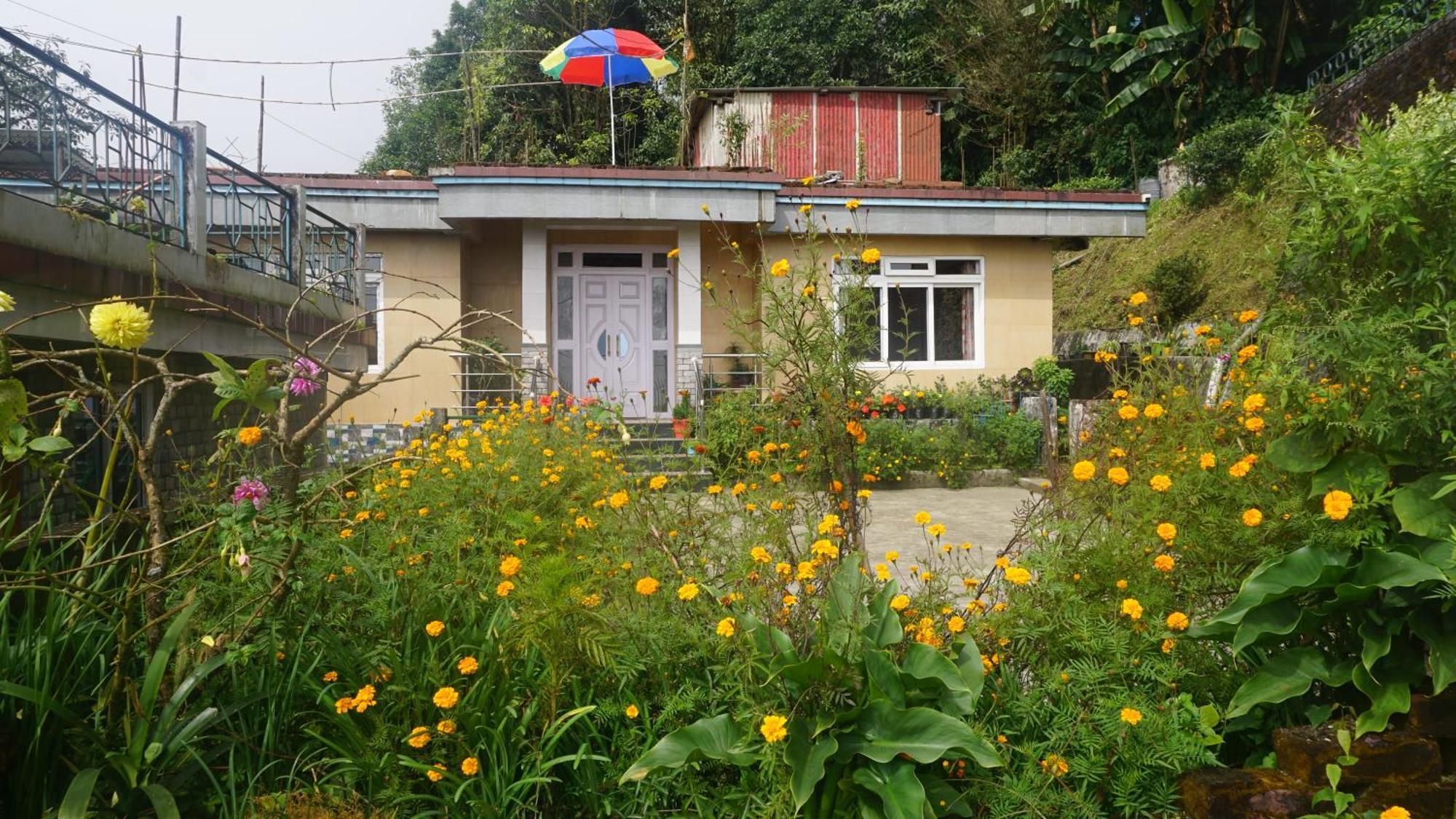 Ghum Tranquil Retreat Homestay מראה חיצוני תמונה